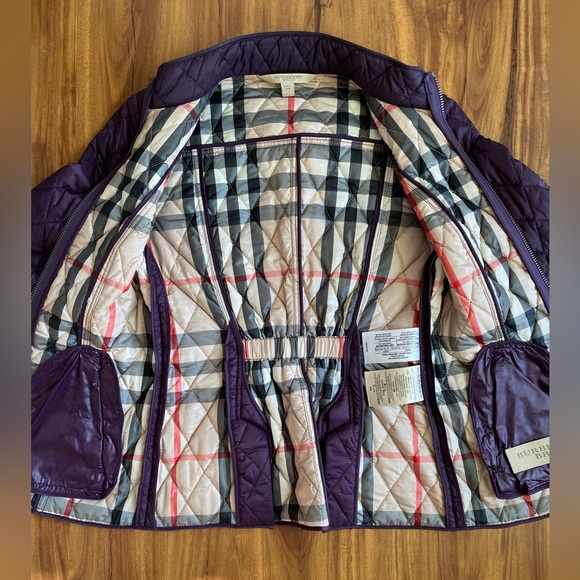 Burberry Diamond Quilted Jacket - Picture 9 of 16